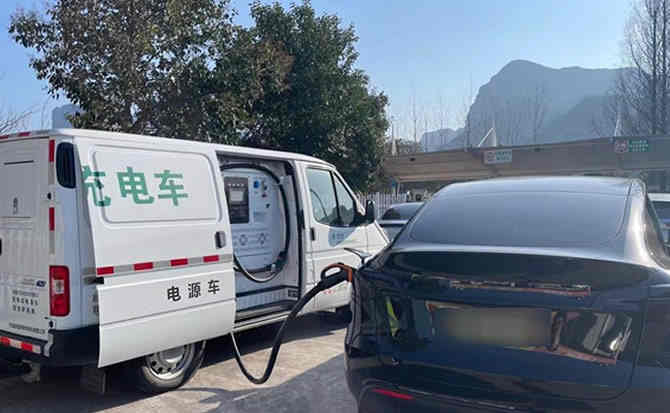 岚皋汽车搭电